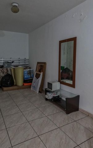 Casa à venda com 136m², 2 quartos e 2 vagas