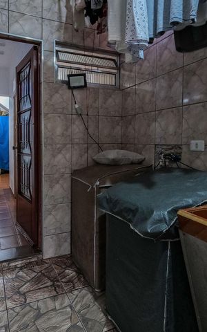 Casa à venda com 136m², 2 quartos e 2 vagas