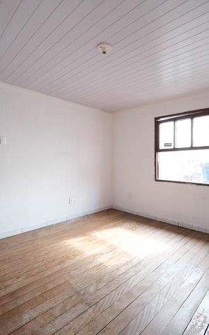Casa para alugar com 70m², 2 quartos e sem vagaQuarto 1