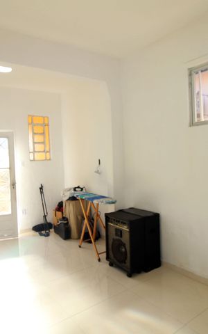 Casa à venda com 100m², 3 quartos e sem vagaSala