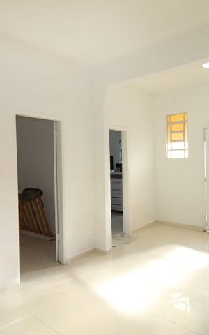 Casa à venda com 100m², 3 quartos e sem vagaSala