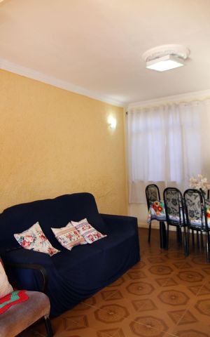 Casa à venda com 100m², 3 quartos e 3 vagasSala
