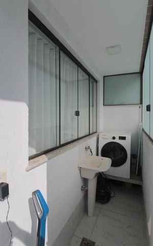 Apartamento à venda com 100m², 2 quartos e 1 vagaÁrea de Serviço