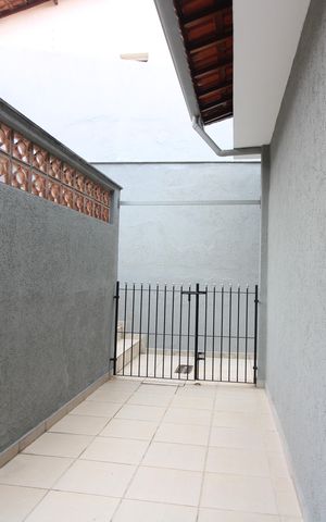 Casa à venda com 260m², 3 quartos e 2 vagasquintal casa 1