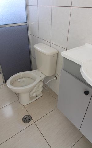 Casa à venda com 260m², 3 quartos e 2 vagasbanheiro casa 2