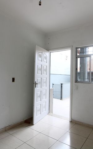 Casa à venda com 260m², 3 quartos e 2 vagassala casa 2