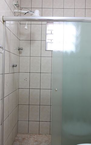 Casa à venda com 260m², 3 quartos e 2 vagasBanheiro casa 1