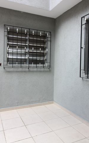 Casa à venda com 260m², 3 quartos e 2 vagasquintal casa 1