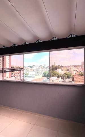 Casa à venda com 355m², 3 quartos e 4 vagas Casa à venda com 355m², 3 quartos e 4 vagasVaranda do Quarto
