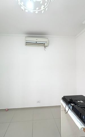 Casa à venda com 355m², 3 quartos e 4 vagas Casa à venda com 355m², 3 quartos e 4 vagasQuarto