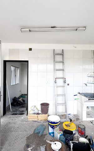 Casa à venda com 355m², 3 quartos e 4 vagas Casa à venda com 355m², 3 quartos e 4 vagasÁrea de Serviço 2