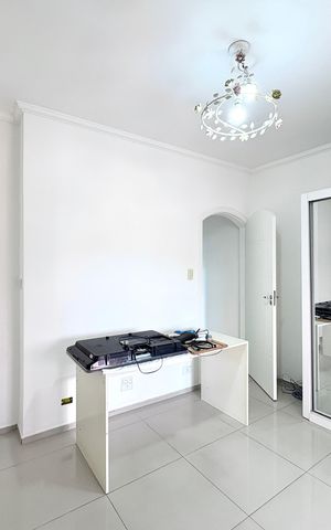 Casa à venda com 355m², 3 quartos e 4 vagas Casa à venda com 355m², 3 quartos e 4 vagasQuarto