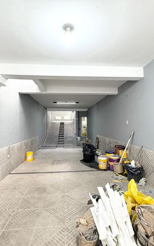 Casa à venda com 355m², 3 quartos e 4 vagas Casa à venda com 355m², 3 quartos e 4 vagasGaragem