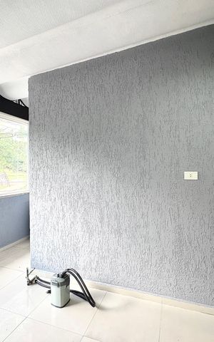 Casa à venda com 355m², 3 quartos e 4 vagas Casa à venda com 355m², 3 quartos e 4 vagasVaranda da Suíte