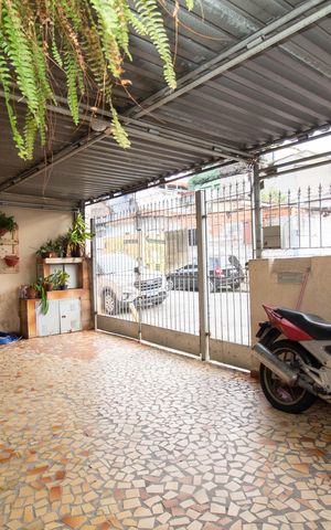 Casa à venda com 80m², 3 quartos e 1 vaga Casa à venda com 80m², 3 quartos e 1 vagaÁrea externa