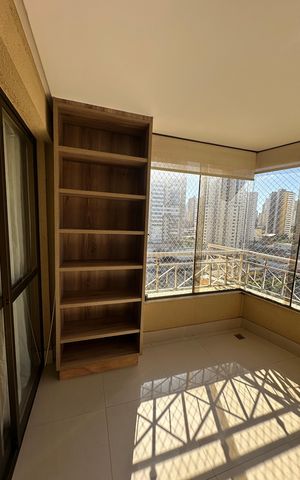 Apartamento à venda com 88m², 3 quartos e 3 vagas Apartamento à venda com 88m², 3 quartos e 3 vagasVaranda