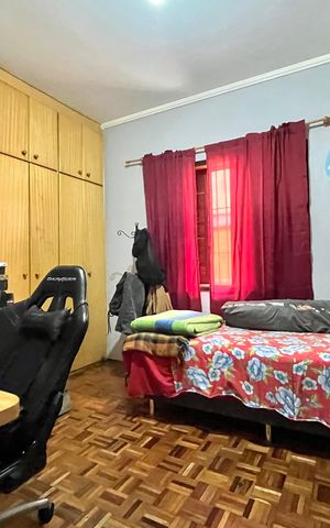 Casa à venda com 185m², 3 quartos e 2 vagas Casa à venda com 185m², 3 quartos e 2 vagasQuarto 3