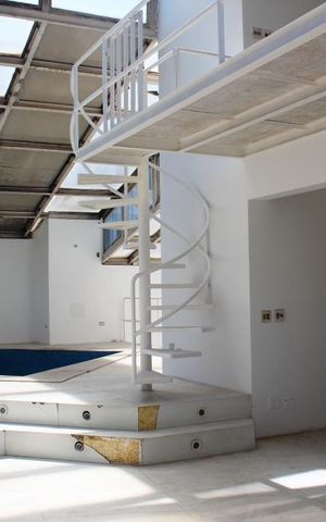 Apartamento à venda com 642m², 3 quartos e 6 vagas Apartamento à venda com 642m², 3 quartos e 6 vagasÁrea comum
