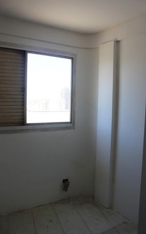 Apartamento à venda com 642m², 3 quartos e 6 vagas Apartamento à venda com 642m², 3 quartos e 6 vagasQuarto 3