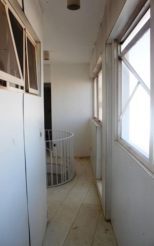 Apartamento à venda com 642m², 3 quartos e 6 vagas Apartamento à venda com 642m², 3 quartos e 6 vagasCorredor