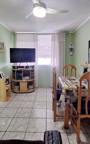 Apartamento à venda com 48m², 2 quartos e 1 vaga Apartamento à venda com 48m², 2 quartos e 1 vagaSala