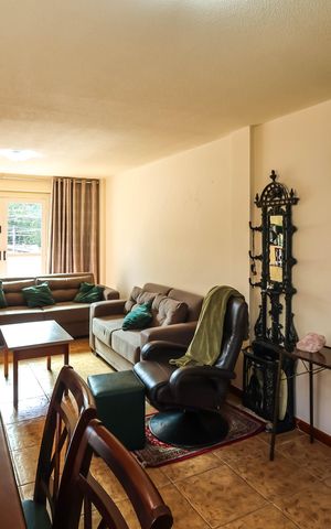 Casa à venda com 250m², 3 quartos e 2 vagasSala
