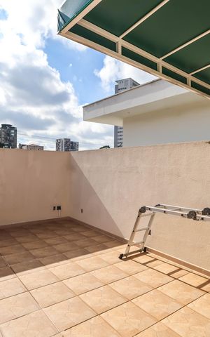 Casa à venda com 250m², 3 quartos e 2 vagasVaranda 2