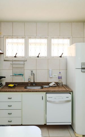 Casa à venda com 250m², 3 quartos e 2 vagasCozinha