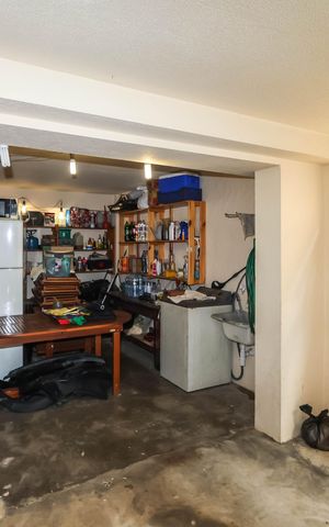Casa à venda com 250m², 3 quartos e 2 vagasGaragem