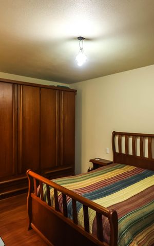 Casa à venda com 250m², 3 quartos e 2 vagasQuarto 1