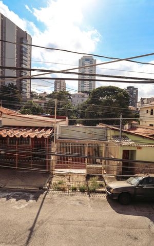 Casa à venda com 250m², 3 quartos e 2 vagasVaranda 1
