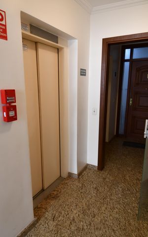 Apartamento para alugar com 224m², 4 quartos e 2 vagasHall de entrada