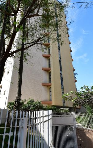 Apartamento para alugar com 224m², 4 quartos e 2 vagasFachada do Prédio
