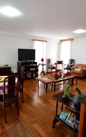 Apartamento para alugar com 224m², 4 quartos e 2 vagasSala