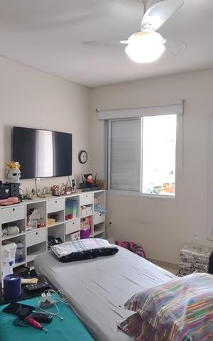 Casa à venda com 250m², 2 quartos e 2 vagas Casa à venda com 250m², 2 quartos e 2 vagasSala