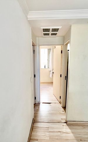 Apartamento à venda com 48m², 2 quartos e 1 vaga Apartamento à venda com 48m², 2 quartos e 1 vagaCorredor