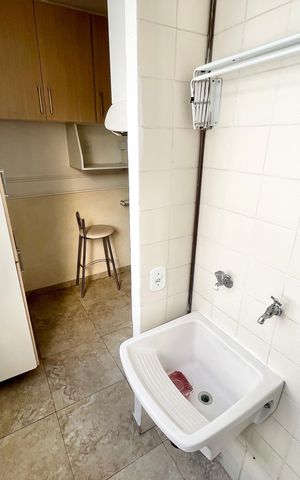 Apartamento à venda com 48m², 2 quartos e 1 vaga Apartamento à venda com 48m², 2 quartos e 1 vagaÁrea de Serviço