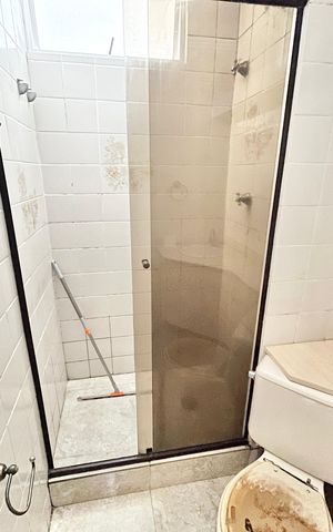 Apartamento à venda com 48m², 2 quartos e 1 vaga Apartamento à venda com 48m², 2 quartos e 1 vagaBanheiro
