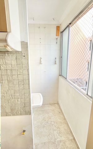 Apartamento à venda com 48m², 2 quartos e 1 vaga Apartamento à venda com 48m², 2 quartos e 1 vagaCozinha e Área de Serviço