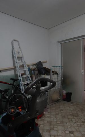 Casa à venda com 177m², 3 quartos e 2 vagasDepósito