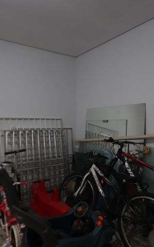 Casa à venda com 177m², 3 quartos e 2 vagasDepósito