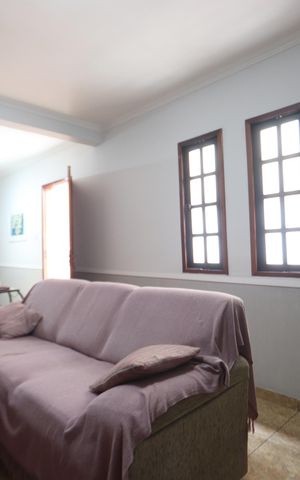 Casa à venda com 177m², 3 quartos e 2 vagasSala
