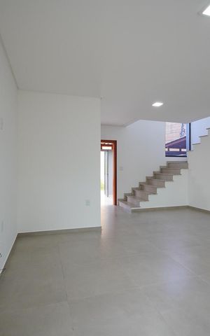 Casa para alugar com 120m², 2 quartos e 2 vagasSala
