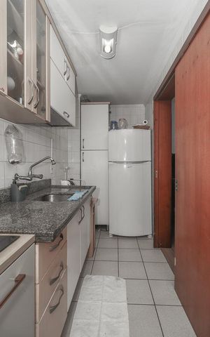 Apartamento à venda com 61m², 2 quartos e 1 vagaCozinha