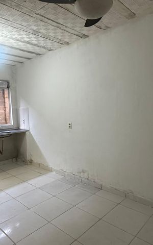 Casa para alugar com 45m², 1 quarto e sem vaga Casa para alugar com 45m², 1 quarto e sem vagaStudio