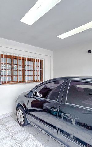 Casa à venda com 200m², 3 quartos e 2 vagasGaragem