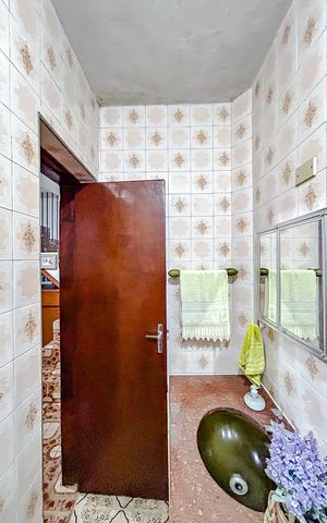 Casa à venda com 200m², 3 quartos e 2 vagasBanheiro de serviço