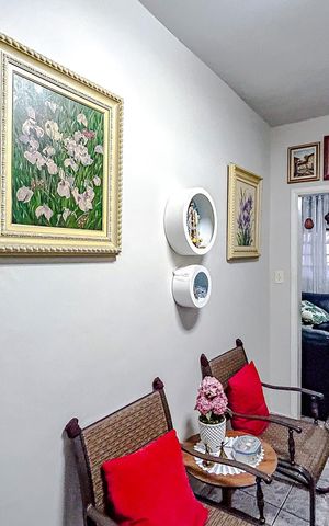 Casa à venda com 200m², 3 quartos e 2 vagasSala