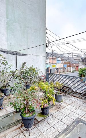 Casa à venda com 200m², 3 quartos e 2 vagasVaranda