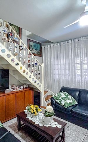 Casa à venda com 200m², 3 quartos e 2 vagasSala